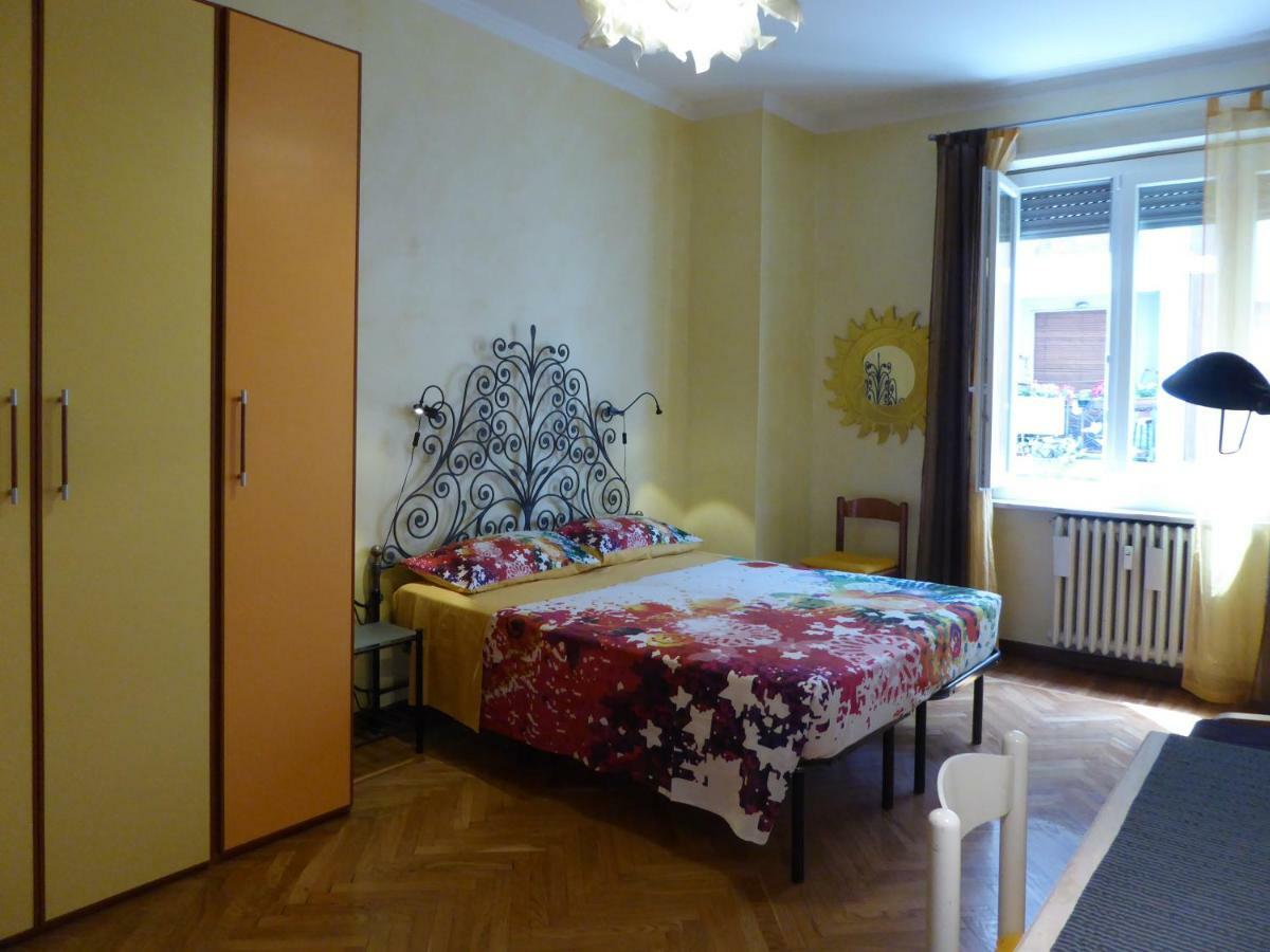 Casa Clemente In Cit Turin - Vicino A Porta Susa E Metro Eksteriør billede